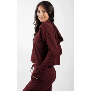 90 DEGREES BY REFLEX Heathered Thumbhole Cuff Cropped Hoodie, Cabernet, L, NWT